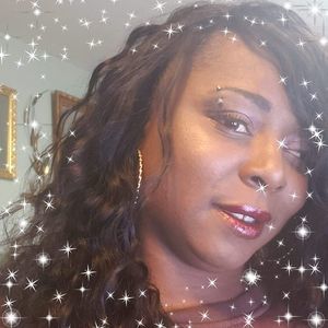 Meet your Posher, Priscilla